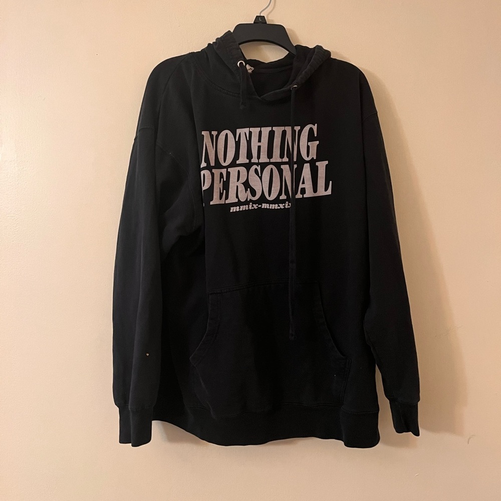 ALL TIME LOW NOTHING PERSONAL SWEATSHIRT